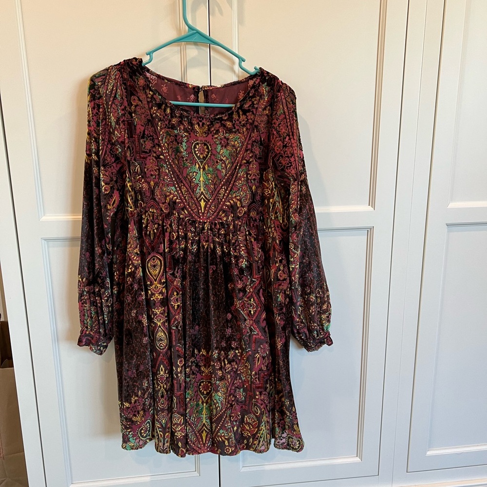 Free People crushed velvet dress.  Fully lined. New with tags. - Picture 6 of 7